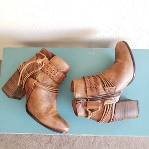 Baske California Cabrillo Ankle Boots 37EU 7US Brown Leather Fringe Block Boho